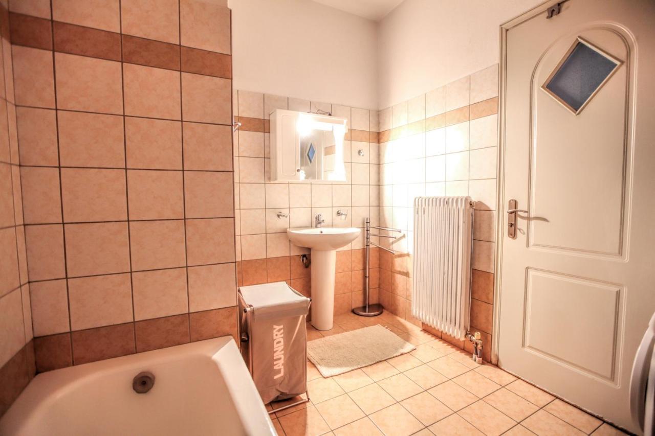 Grand Meteora Central Luxury Apartment 卡兰巴卡 外观 照片